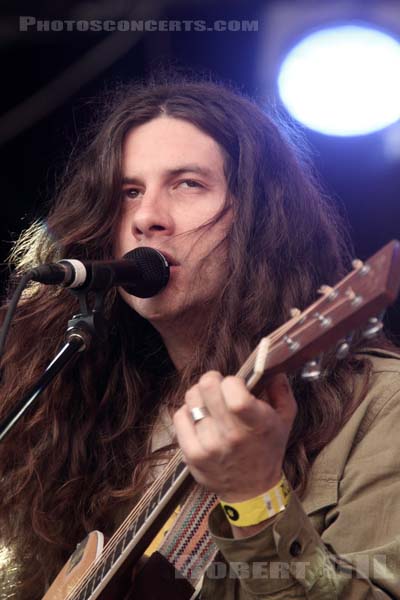 KURT VILE AND THE VIOLATORS - 2014-08-14 - SAINT MALO - Fort de St Pere - 